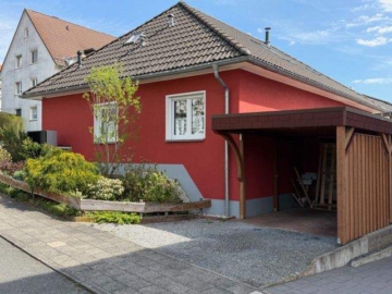 Energieeffizient und Barrierearm: Neuwertiger Bungalow in Neheim, 59755 Arnsberg / Neheim, Einfamilienhaus