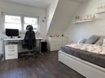 2 Raum 3 - Gemütliches Nest in Dortmund-Hombruch Helle und freundliche DG-Wohnung im Zentrum