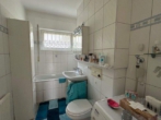 6_Badezimmer - Aussicht bis ins Ardeygebirge Top aufgeteilte ETW im Hombrucher Zentrum