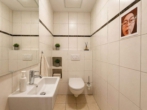 Gäste-WC - Tolle Senioren-Wohnung im Kreuzviertel: Altersgerechtes, urbanes Leben mittendrin